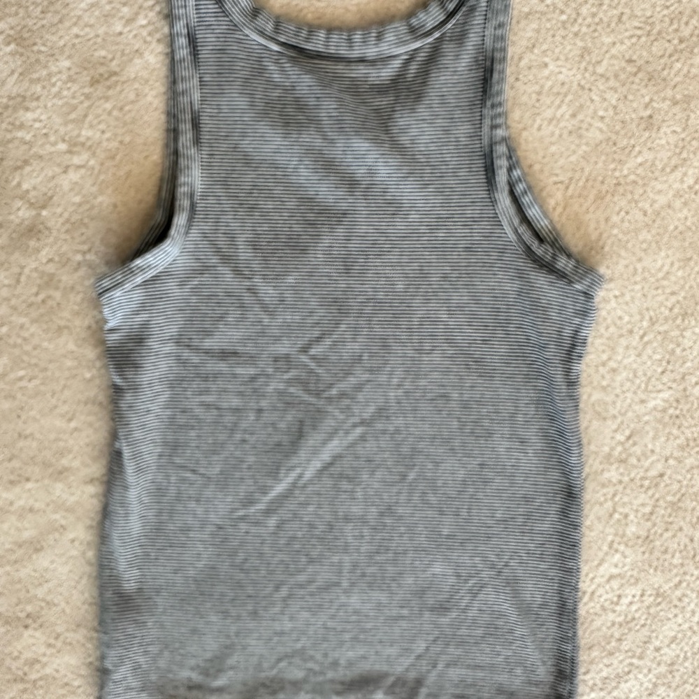 American Eagle cropped tank top